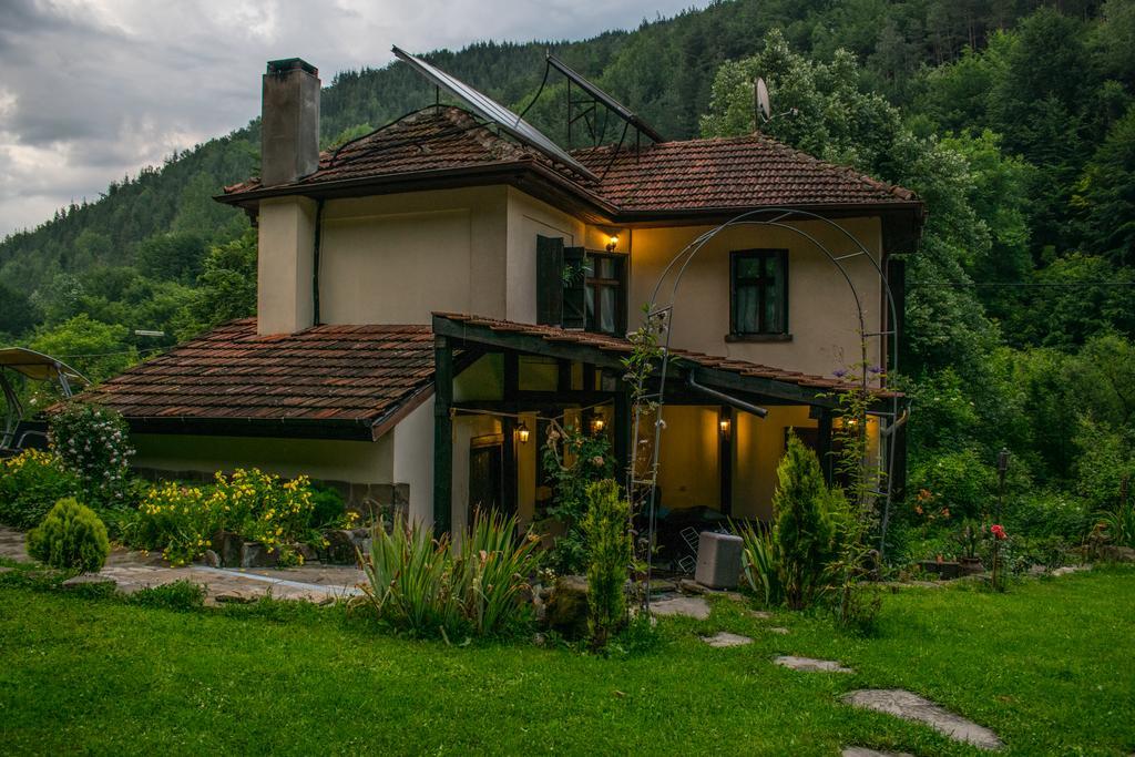 Guest House Verbena Apriłci Zewnętrze zdjęcie